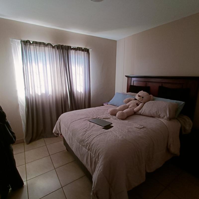 2 Bedroom Property for Sale in Annlin-wes Gauteng