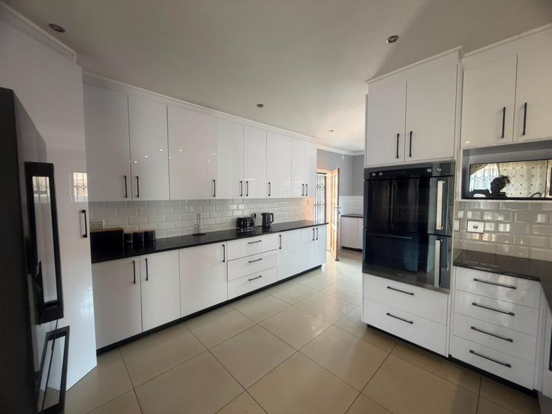 4 Bedroom Property for Sale in Clarina Gauteng