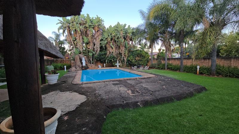 4 Bedroom Property for Sale in Karenpark Gauteng