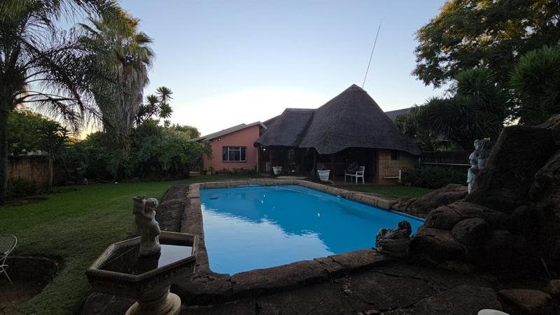 4 Bedroom Property for Sale in Karenpark Gauteng