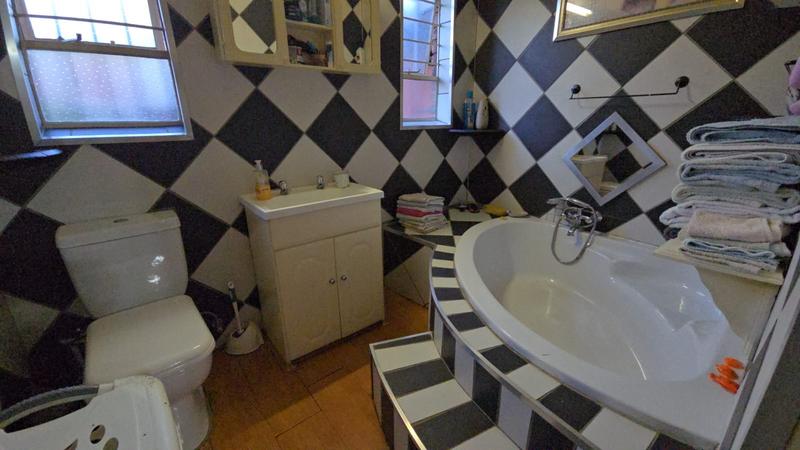 4 Bedroom Property for Sale in Karenpark Gauteng