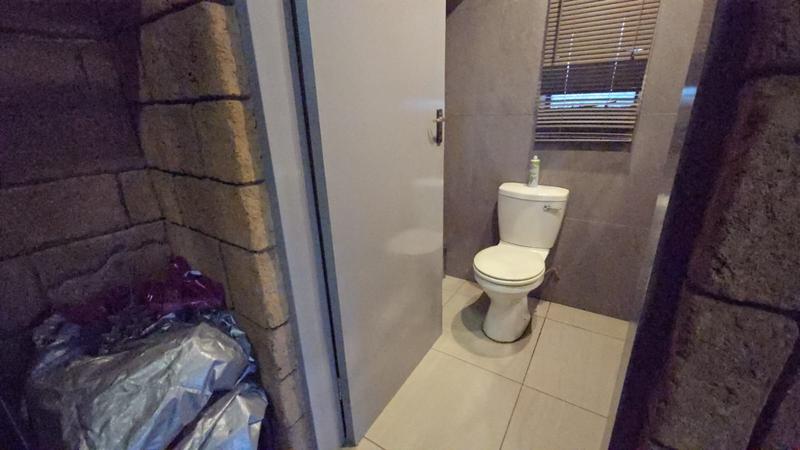 4 Bedroom Property for Sale in Karenpark Gauteng