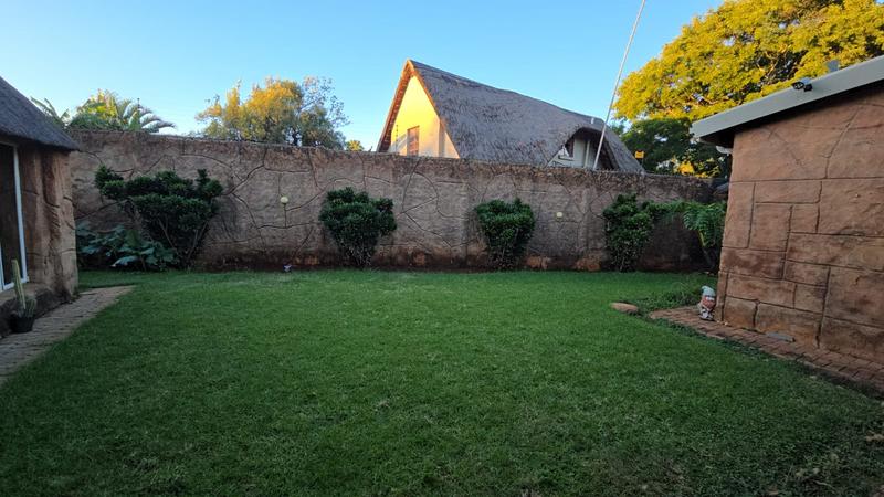 4 Bedroom Property for Sale in Karenpark Gauteng