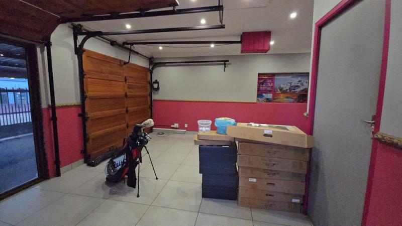 4 Bedroom Property for Sale in Karenpark Gauteng