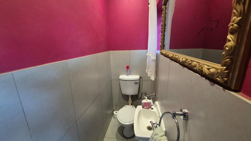 4 Bedroom Property for Sale in Karenpark Gauteng