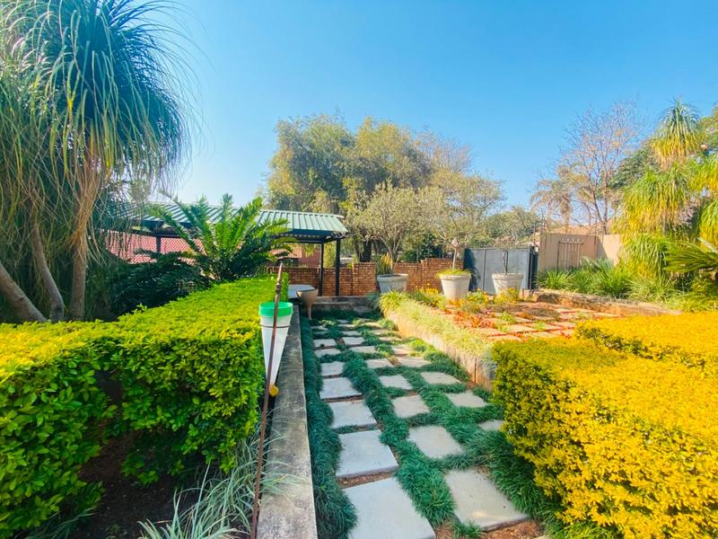 4 Bedroom Property for Sale in Ninapark Gauteng