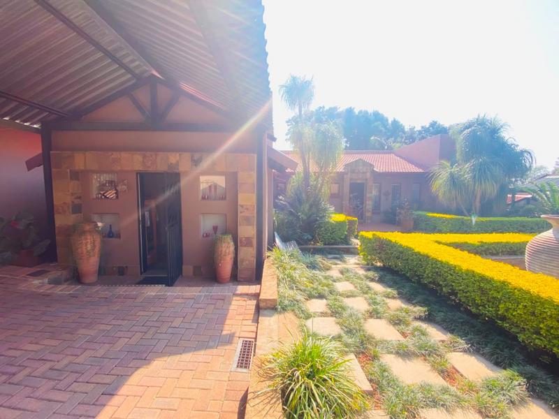4 Bedroom Property for Sale in Ninapark Gauteng