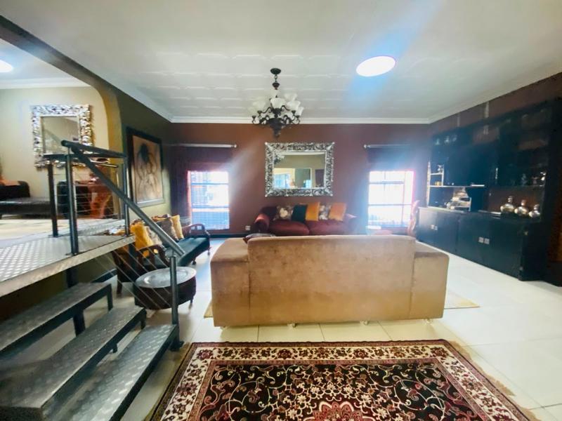 4 Bedroom Property for Sale in Ninapark Gauteng