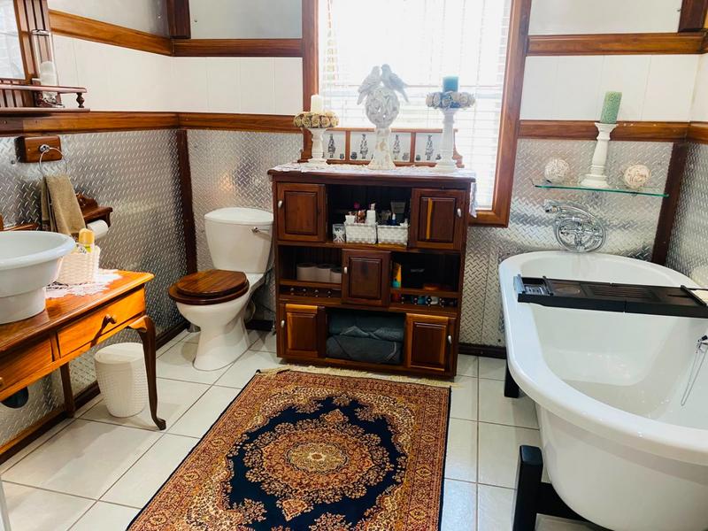 4 Bedroom Property for Sale in Ninapark Gauteng