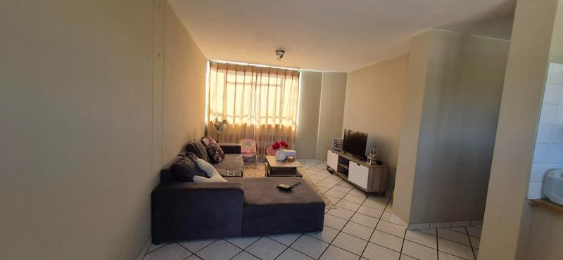 2 Bedroom Property for Sale in Pretoria North Gauteng