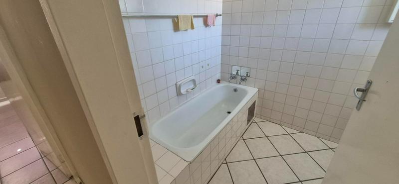 2 Bedroom Property for Sale in Pretoria North Gauteng