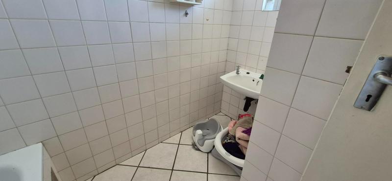 2 Bedroom Property for Sale in Pretoria North Gauteng