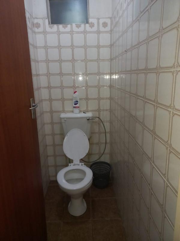 2 Bedroom Property for Sale in Pretoria North Gauteng