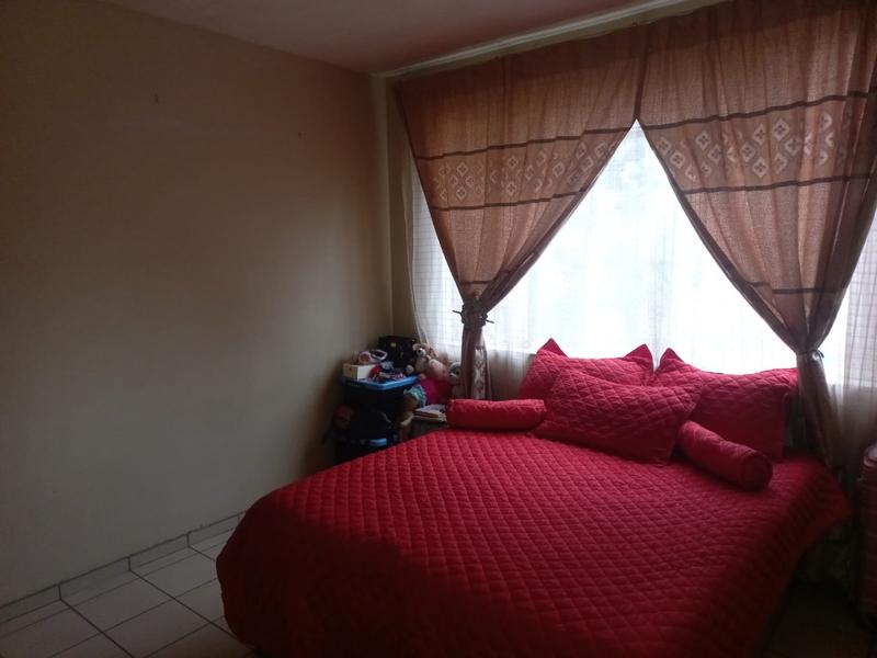 2 Bedroom Property for Sale in Pretoria North Gauteng