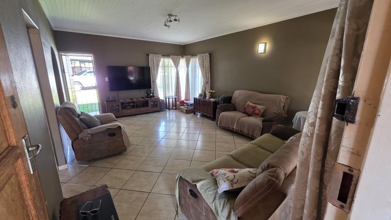 3 Bedroom Property for Sale in Sinoville Gauteng
