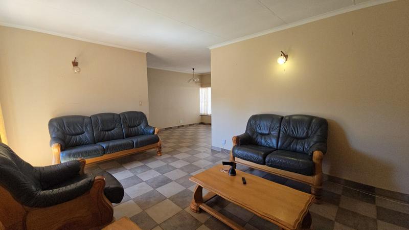 4 Bedroom Property for Sale in Sinoville Gauteng