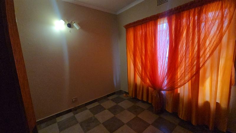 4 Bedroom Property for Sale in Sinoville Gauteng