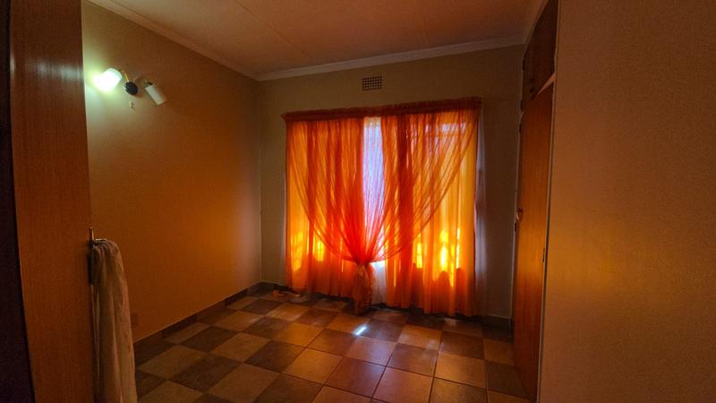 4 Bedroom Property for Sale in Sinoville Gauteng