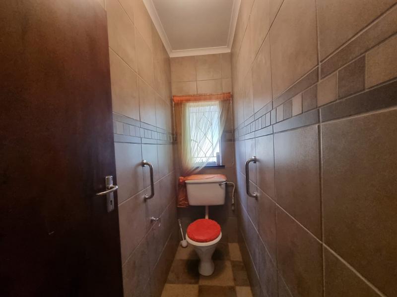 4 Bedroom Property for Sale in Sinoville Gauteng