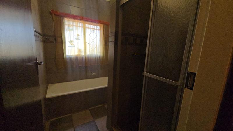 4 Bedroom Property for Sale in Sinoville Gauteng