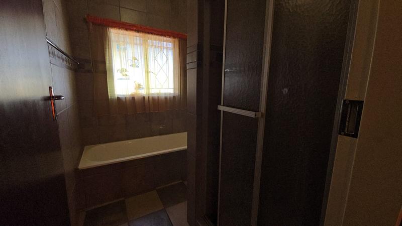 4 Bedroom Property for Sale in Sinoville Gauteng