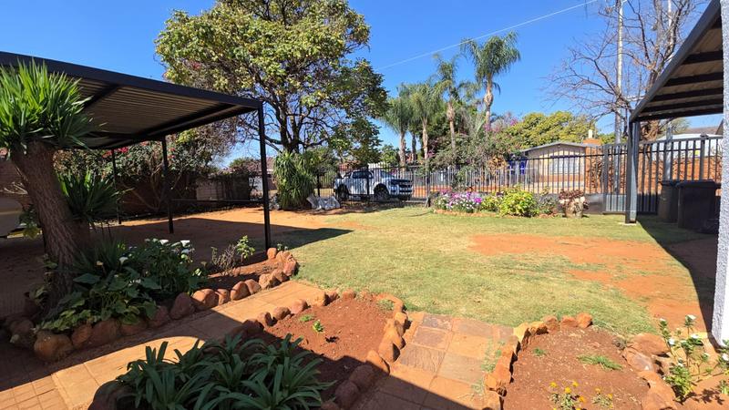 4 Bedroom Property for Sale in Sinoville Gauteng