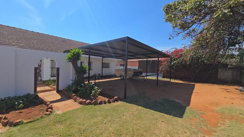 4 Bedroom Property for Sale in Sinoville Gauteng