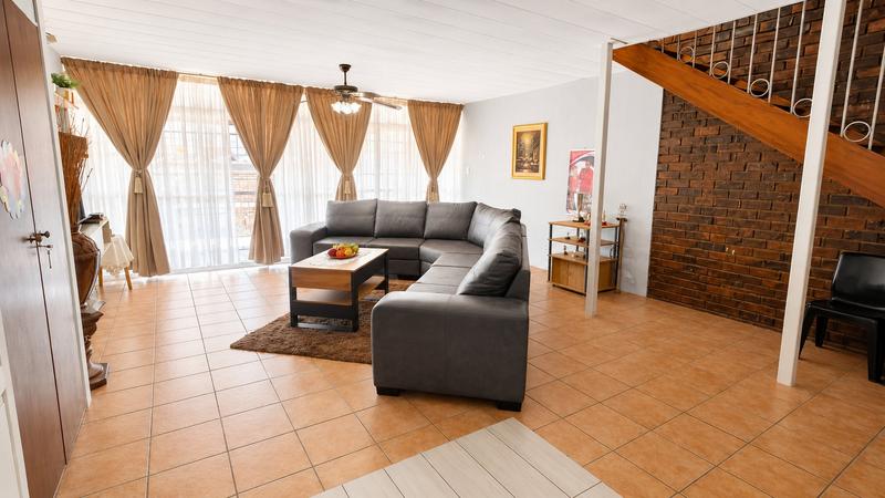 3 Bedroom Property for Sale in Sinoville Gauteng