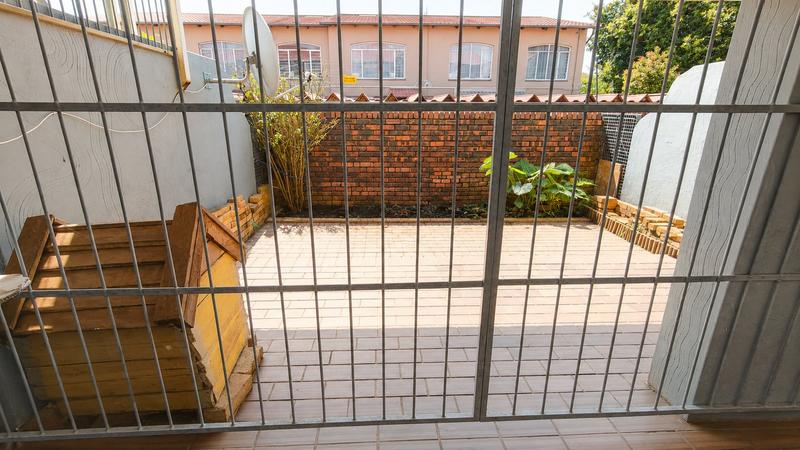 3 Bedroom Property for Sale in Sinoville Gauteng