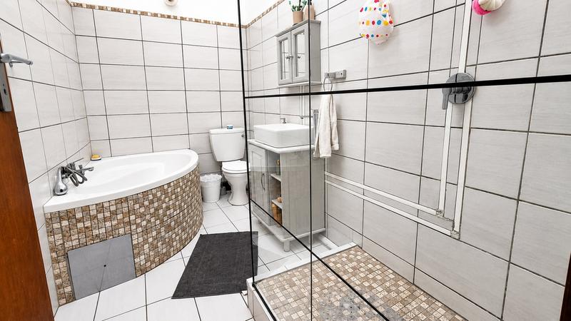 3 Bedroom Property for Sale in Sinoville Gauteng