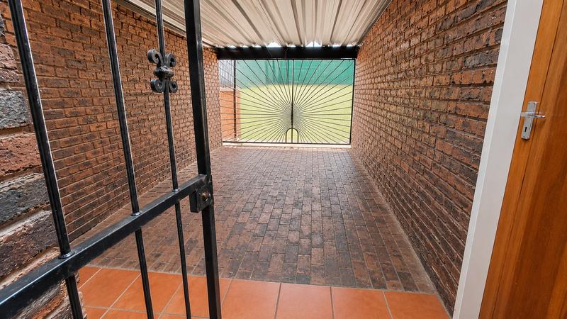 3 Bedroom Property for Sale in Sinoville Gauteng