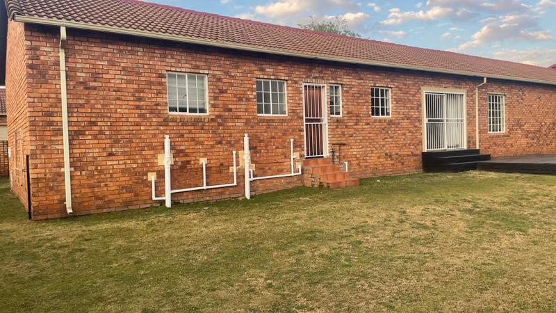 To Let 3 Bedroom Property for Rent in Celtisdal Gauteng