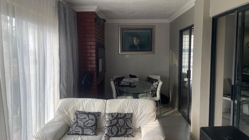 4 Bedroom Property for Sale in Eldo Village Estate Gauteng