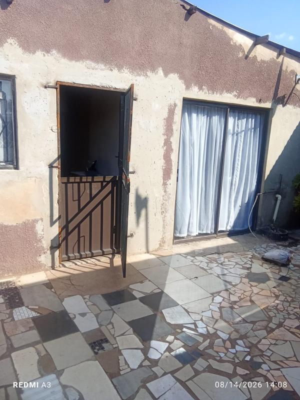 2 Bedroom Property for Sale in Palm Ridge Gauteng