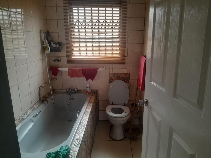 3 Bedroom Property for Sale in Lenasia Gauteng