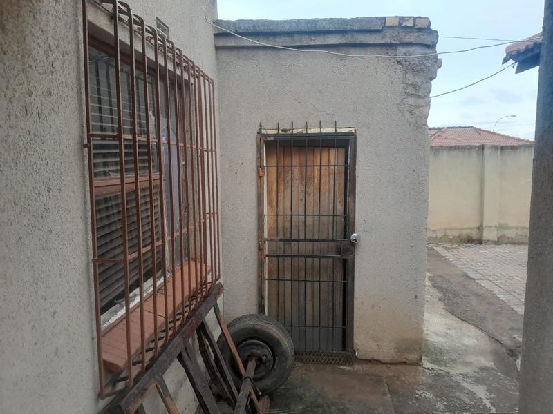 3 Bedroom Property for Sale in Lenasia Gauteng