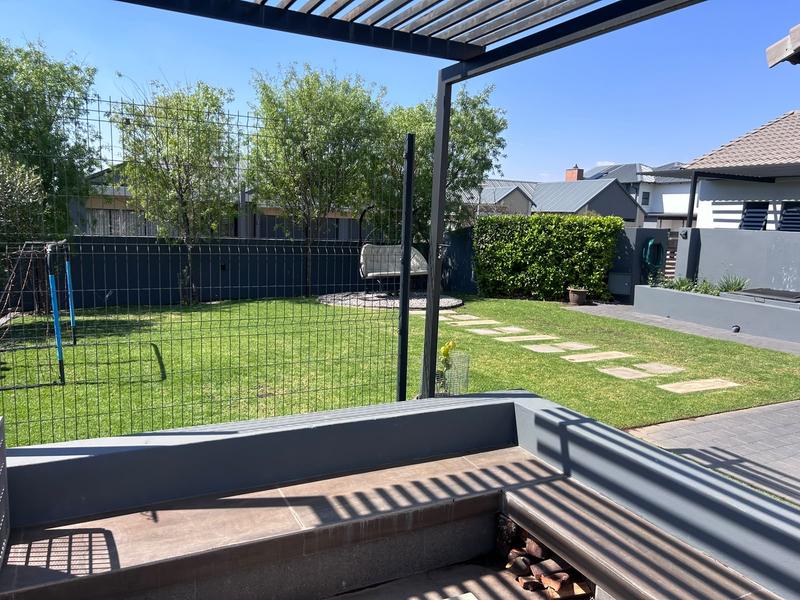 4 Bedroom Property for Sale in Six Fountains Residential Estate Gauteng