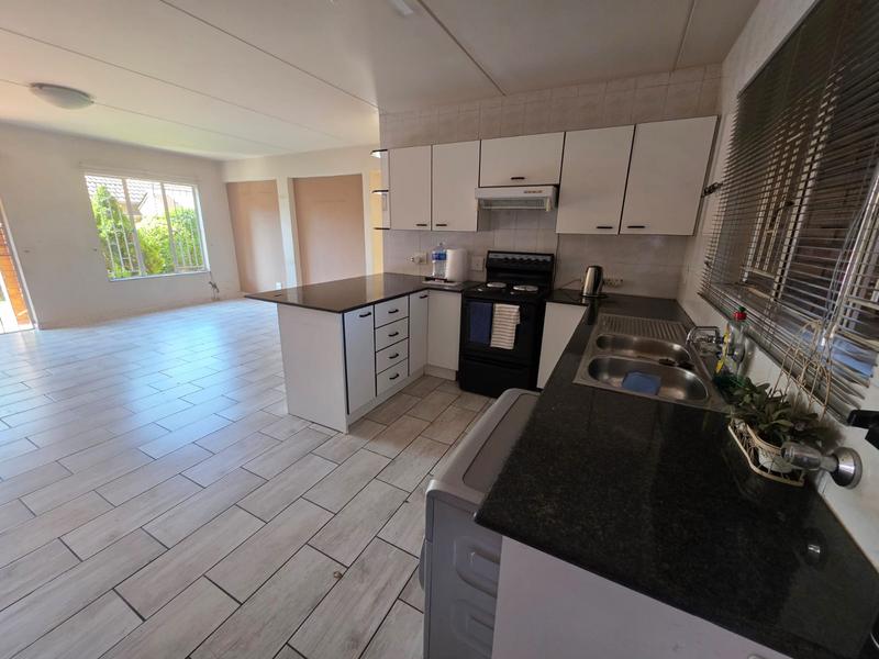 To Let 2 Bedroom Property for Rent in Bardene Gauteng