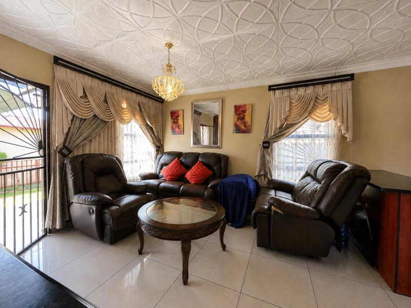 3 Bedroom Property for Sale in Heatherview Gauteng