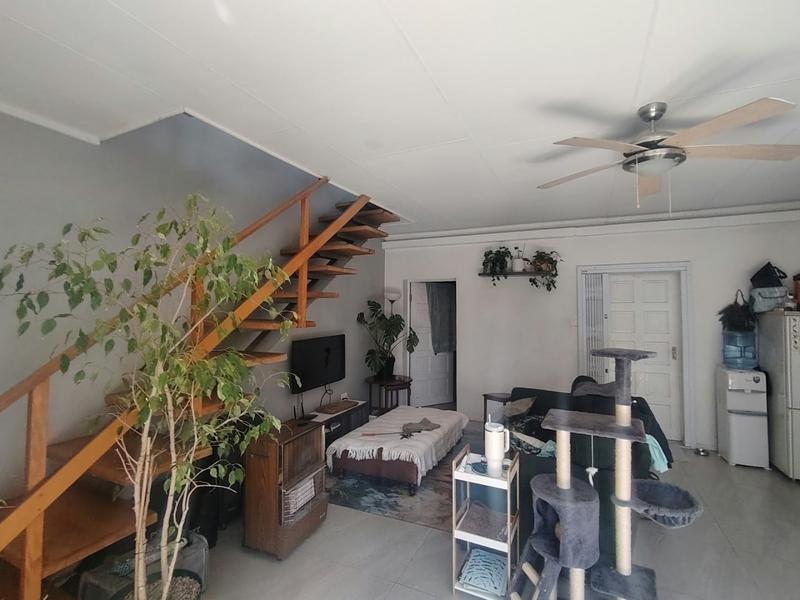 1 Bedroom Property for Sale in Honeydew Gauteng