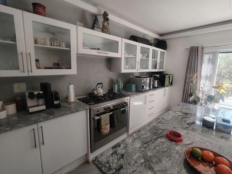 1 Bedroom Property for Sale in Honeydew Gauteng