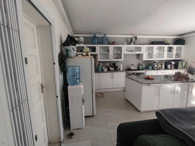 1 Bedroom Property for Sale in Honeydew Gauteng