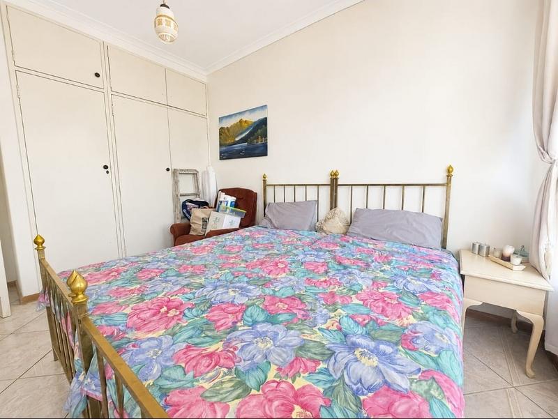 5 Bedroom Property for Sale in Glenvista Gauteng