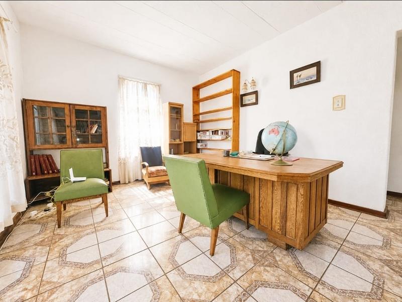 5 Bedroom Property for Sale in Glenvista Gauteng