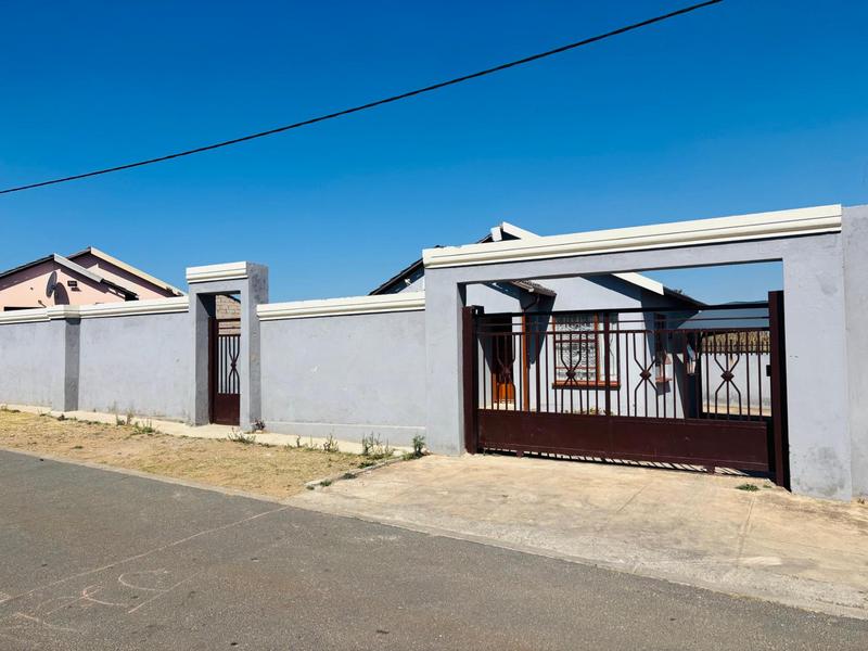 2 Bedroom Property for Sale in Fleurhof Gauteng