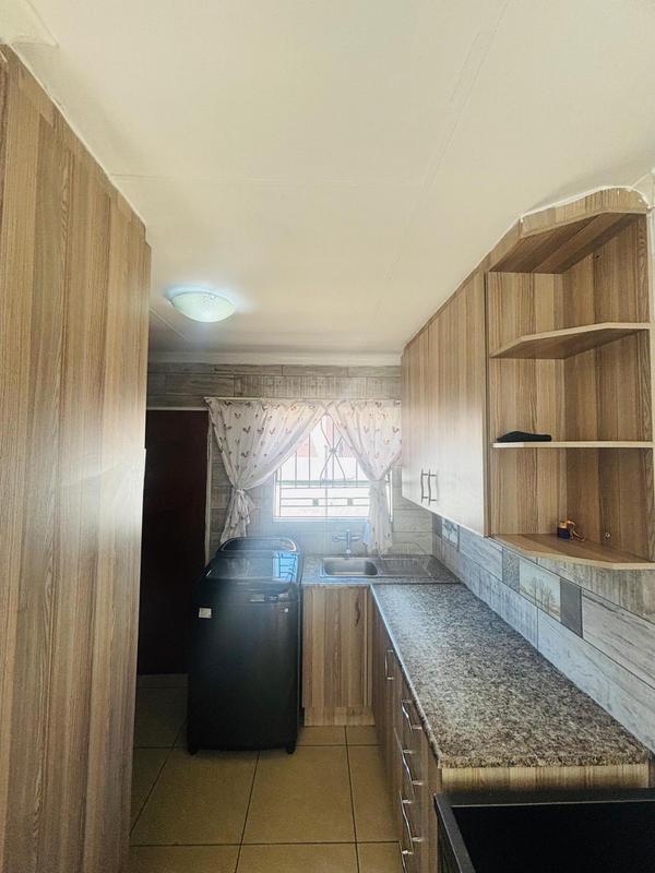 2 Bedroom Property for Sale in Fleurhof Gauteng