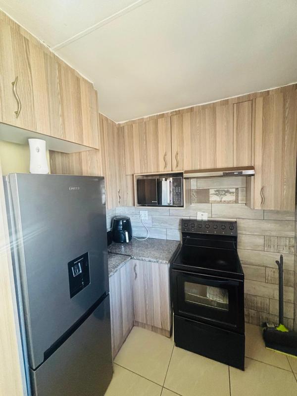 2 Bedroom Property for Sale in Fleurhof Gauteng