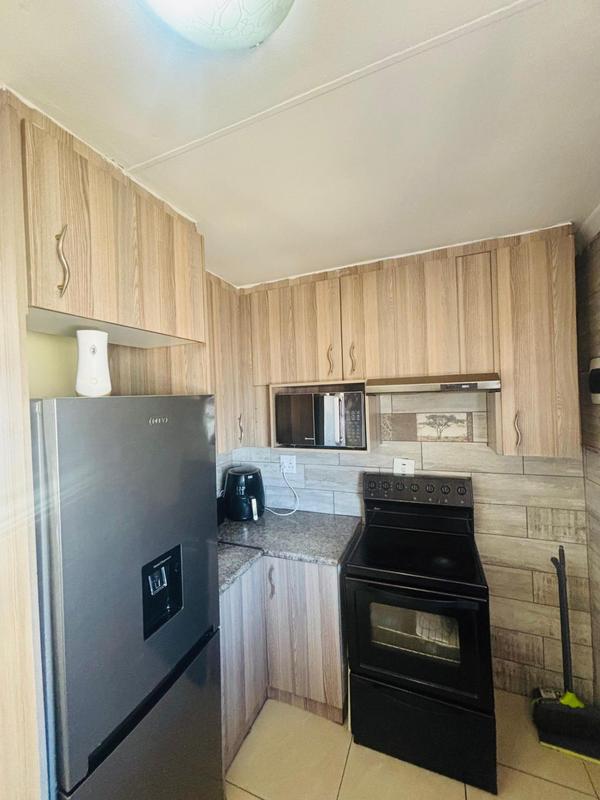 2 Bedroom Property for Sale in Fleurhof Gauteng