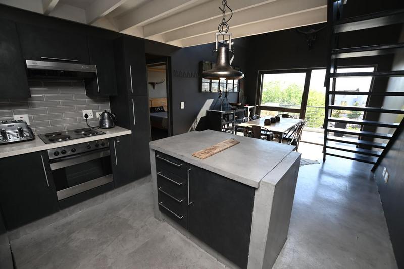 1 Bedroom Property for Sale in Douglasdale Gauteng