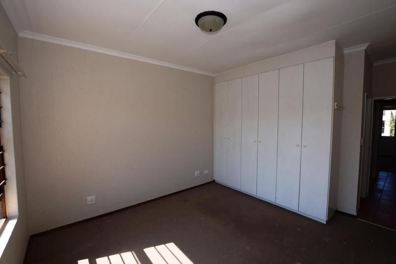 To Let 2 Bedroom Property for Rent in Paulshof Gauteng